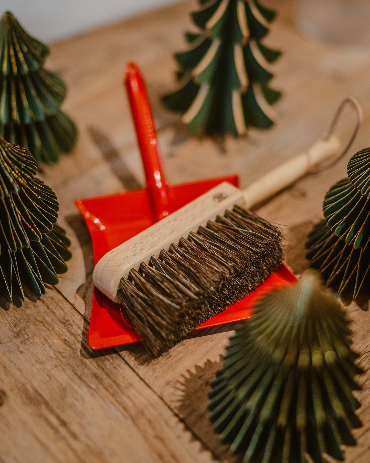 Miniature Dustpan - Red