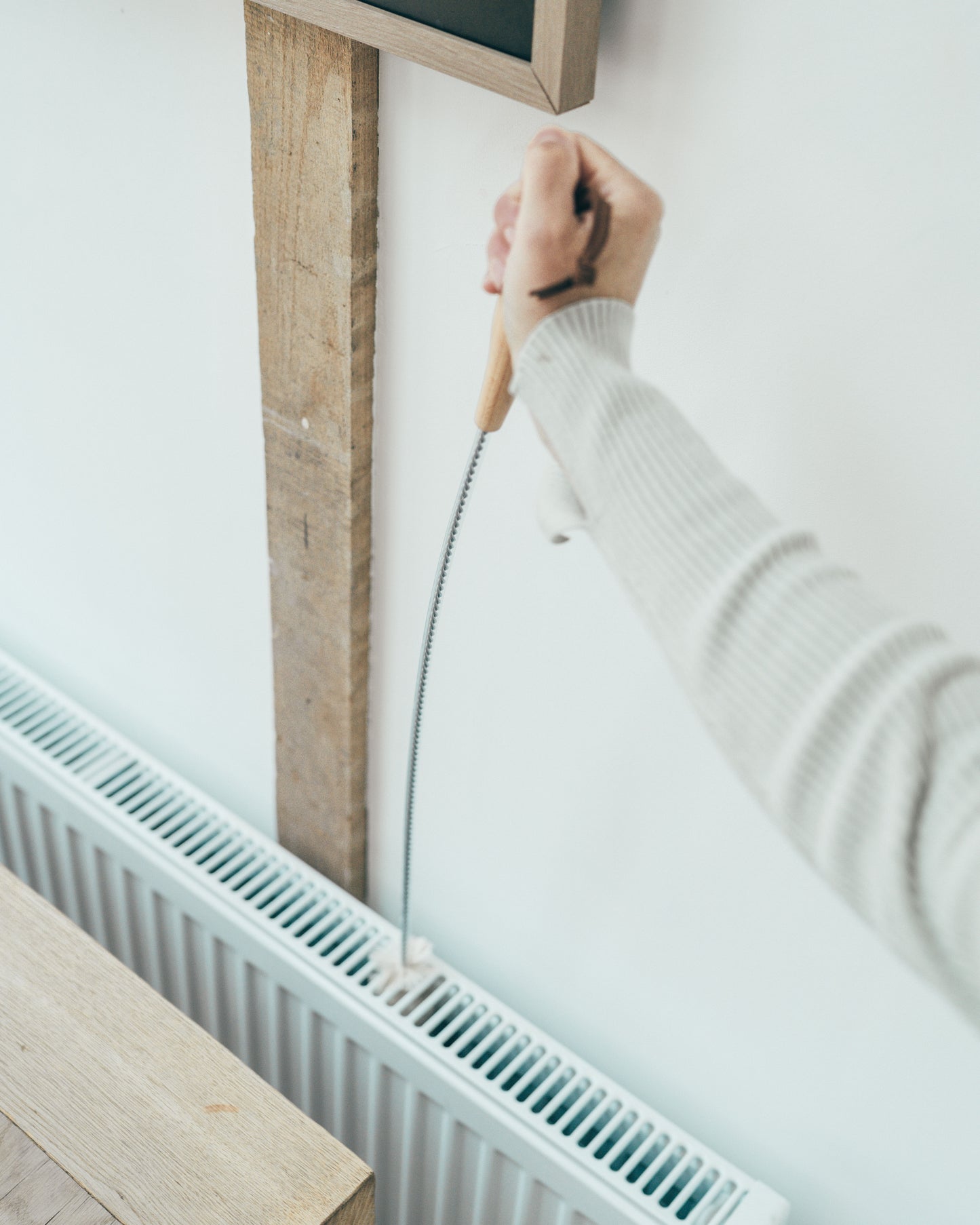 Radiator Brush with Light Goat Hair - 100cm