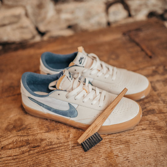 Trainer Brush